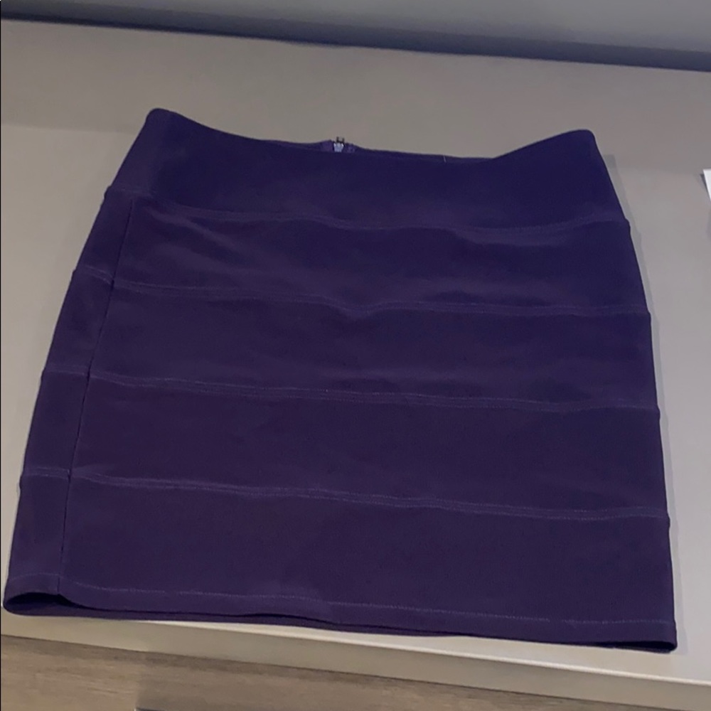 Millau casual skirt.